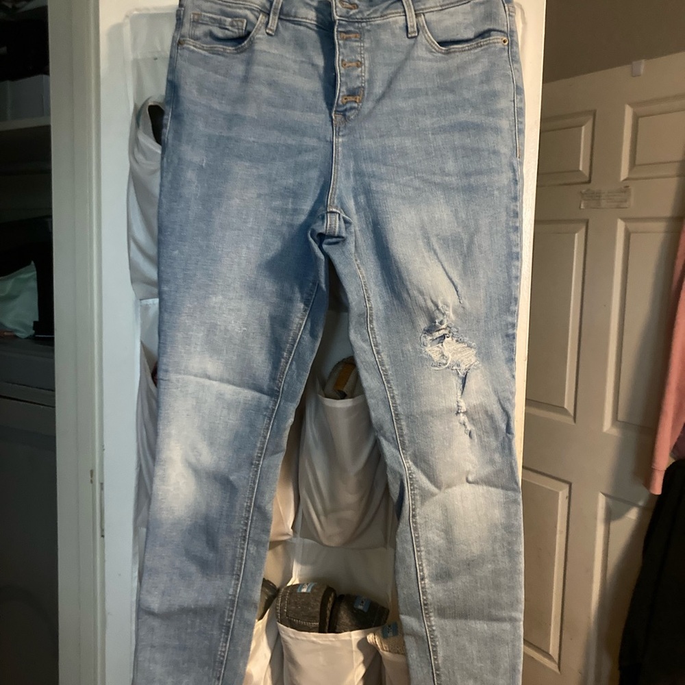Old Navy rockstar super skinny high rise jeans, size 12